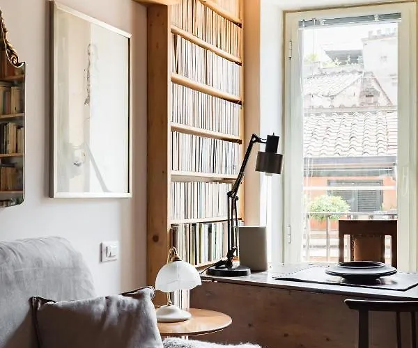 Classic And Chic In Trastevere Rome