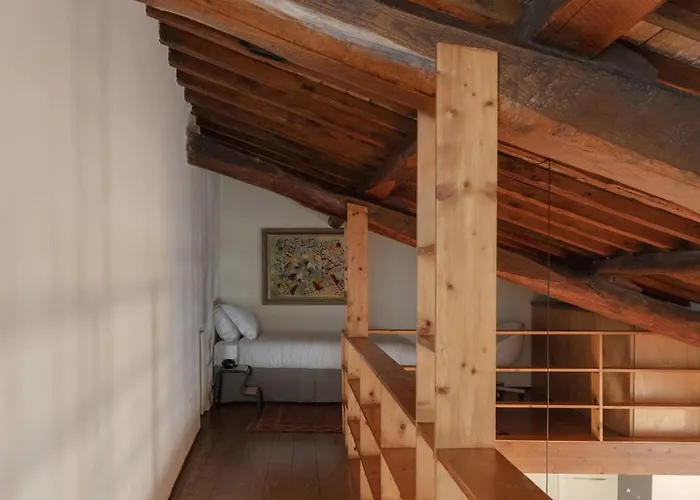 Classic And Chic In Trastevere Appartement